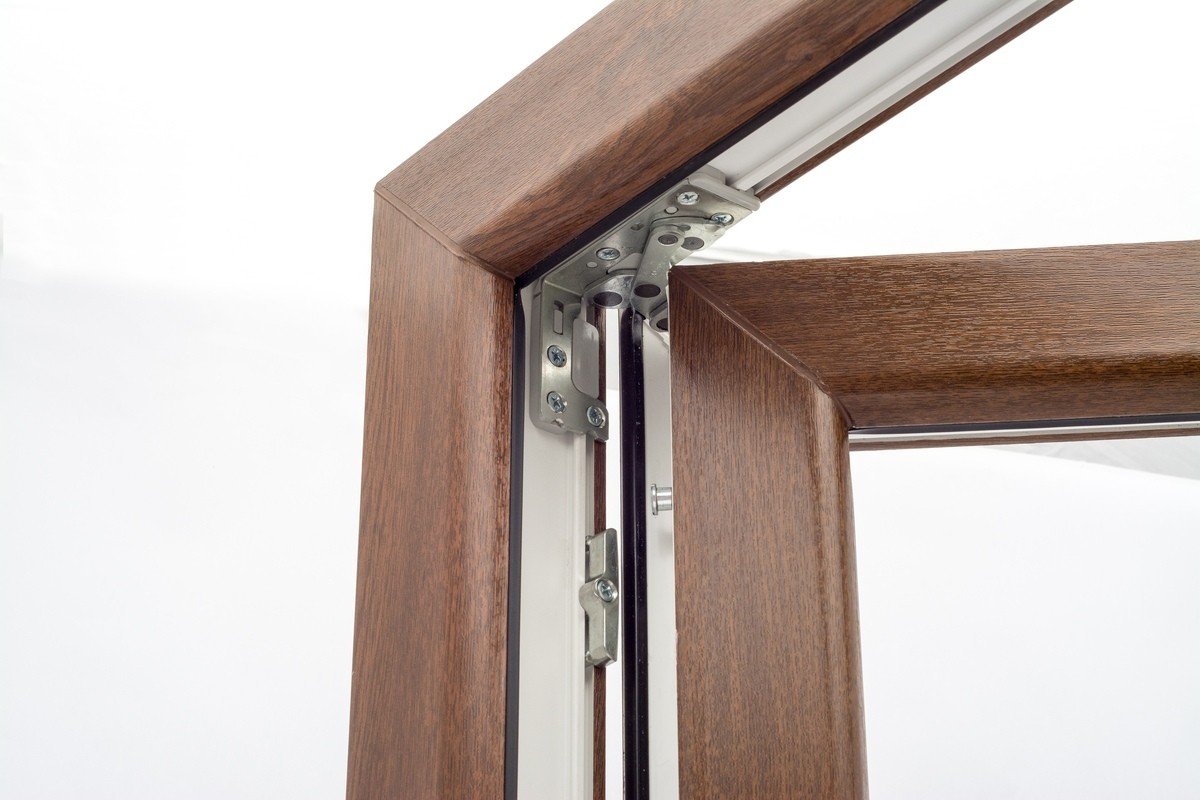 Скрытые петли для окон