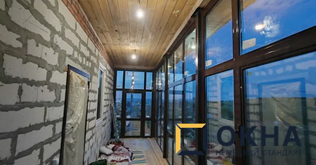 Остекление балкона под ключ